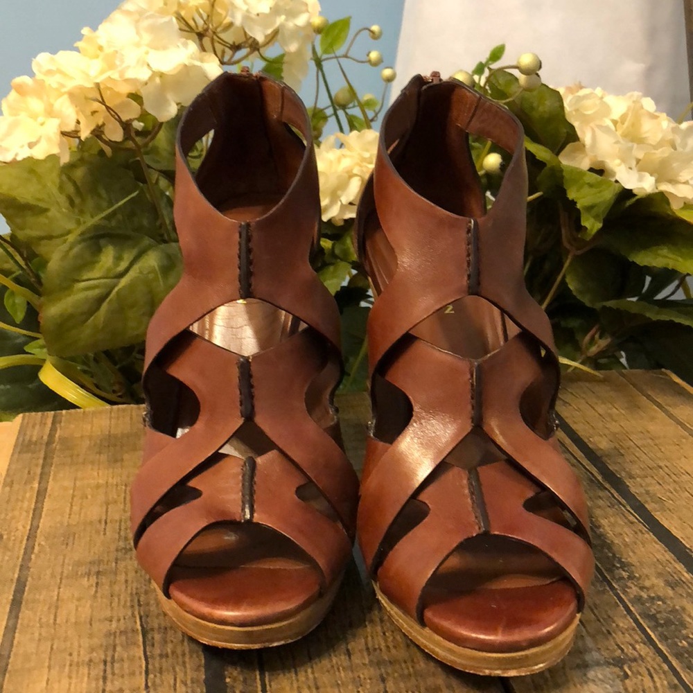 Cole Haan Nike Air cognac brown wedges size 9